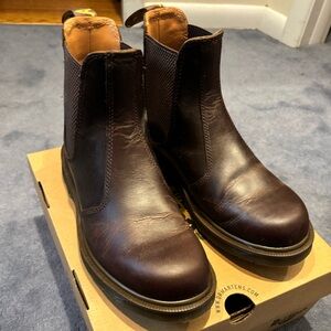 Dr. Martens 2976 Chelsea Boot